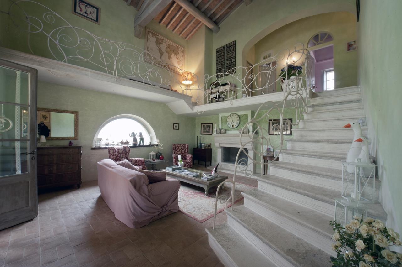 La Casa Di Arianna Bed & Breakfast Casole dʼElsa Dış mekan fotoğraf